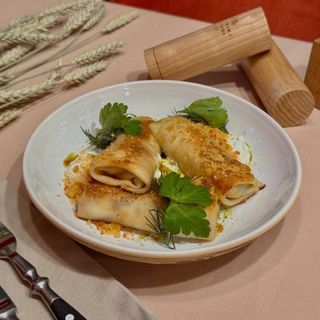 Млинці з шинкою та сиром Сулугуні (280г)