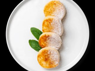 Сирники з творогу з родзинками (180г)