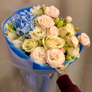 Букет квітів "Блакитні мрії"