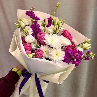 Букет квітів «Аметистова ніжність»