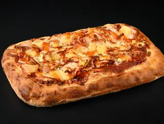 Пінца з куркою та ананасами -500 гр