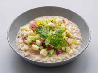 Каша вівсяна з фруктовим тартаром (300г)