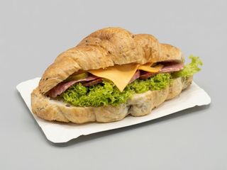 Круасан з салямі (260г)