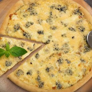 Піца «4 Сири» (35 см /500 г)