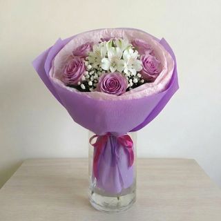 Букет  з 5 шт троянди сорту Мемори