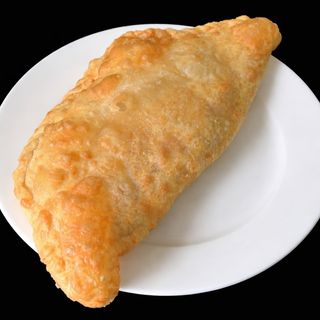 Чебурек з м'ясом