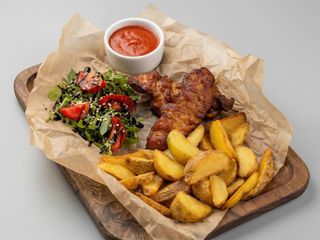 Курячий шашлик з картоплею по-селянськи (400г)