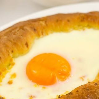 Хачапурі по-аджарськи