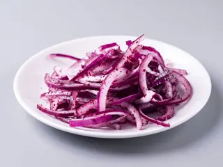 Цибуля маринована 50гр