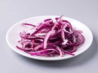 Цибуля маринована 50гр