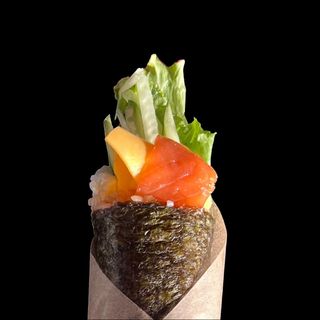 Хенд Рол з Лососем (300г)