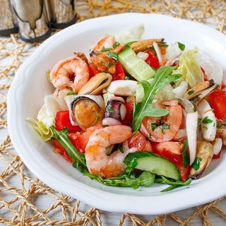 Салат з морепродуктами