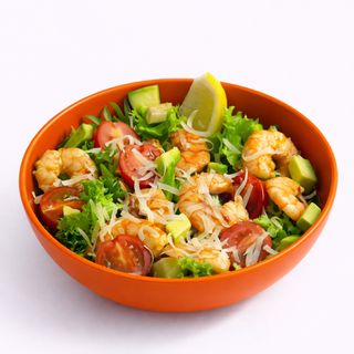 Салат з креветкою та пармезаном (230г)