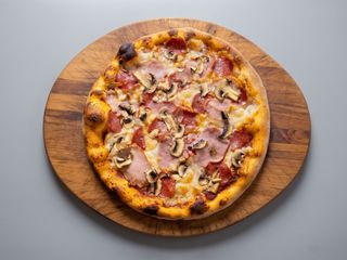 Піца фірмова італія (30см/600г)