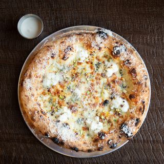 Піца Ну дуже cheesy