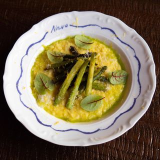 Лимонне ризото з аспарагусом
