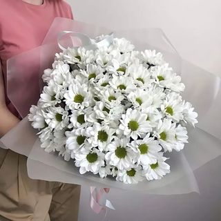 Букет з 9 білих хризантем