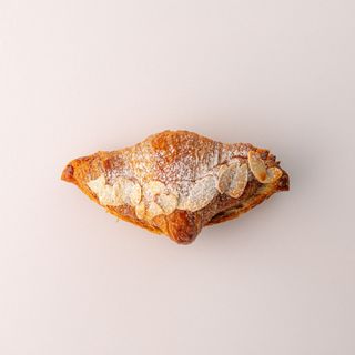 Круасан мигдалевий 120г