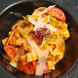 Паста з цукіні та томатами (250г)