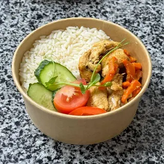 Боул з рисом та куркой