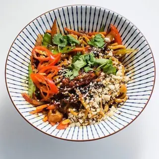 Локшина соба WOK з телятиною