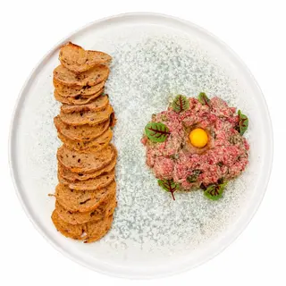 Тартар з телятини з трюфельною заправкою (180 г)