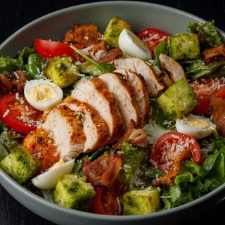 Салат Цезар (250г)