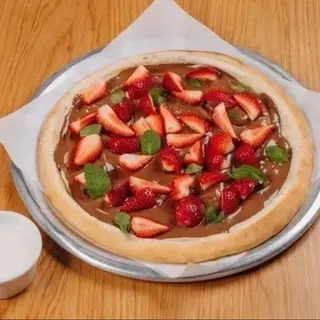 Піца з полуницею (420г)