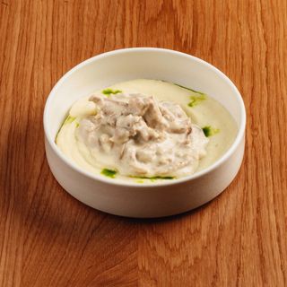 Курочка у вершках з картопляним пюре (240г)