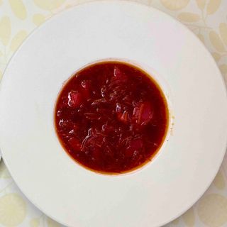 Борщ з кроликом