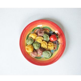 Кольорові пельмені з куркою