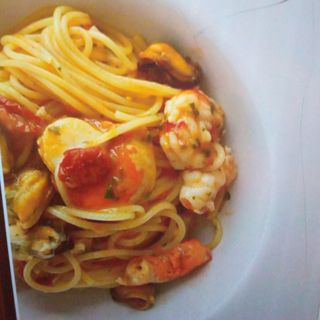 Спагеті з морепродуктами (380г)