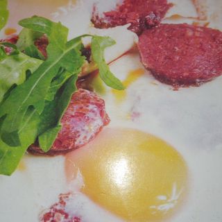 Яєчня з суджуком (350г)