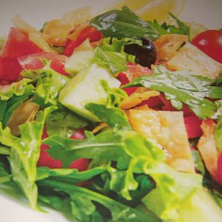 Салат Фатуш (300г)