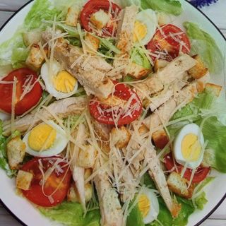 Салат Цезар класичний (400г)