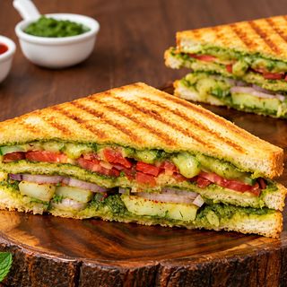 Famous Bombay Veg Sandwich