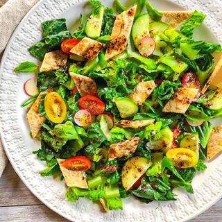 Lebanese Fattoush Salad