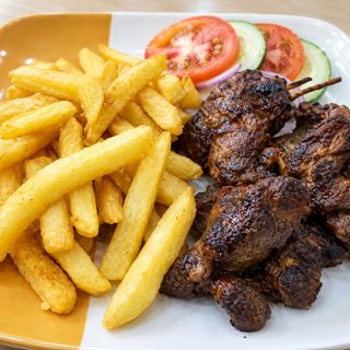 BBQ Goat & Chips