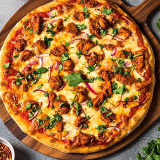Large Kati Kati Chicken Tikka Pizza