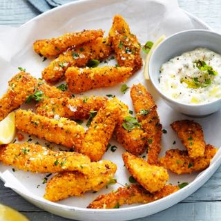 Fish fingers plate