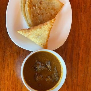 1 chapati+1 chicken samosa+liver sauce