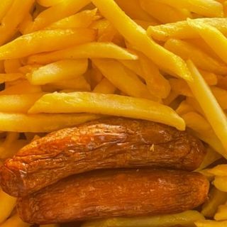 A pair of Sausages /R.chips