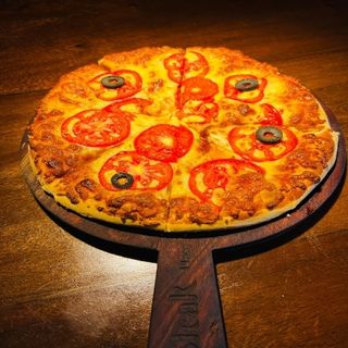 Vegetarian Pizza - Medium 