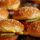 Mini grilled chicken burger with chips