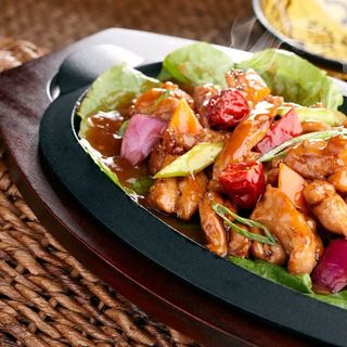 Sizzling Chicken (Chef's Special)