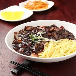 Jjajang Noodles
