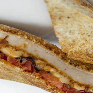 Fried and crispy chicken sandwich