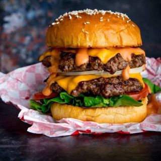 Beef Cheese Burger + Free soda 