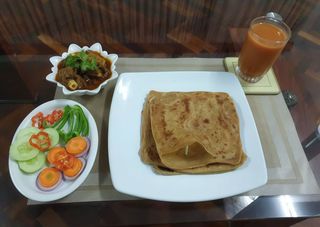 Chapati and juice 