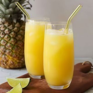 Fresh pineapple juice